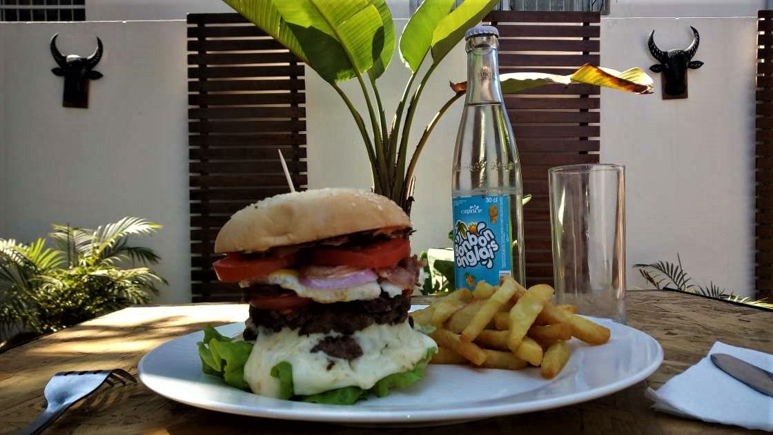 Double Hamburger Ibiza